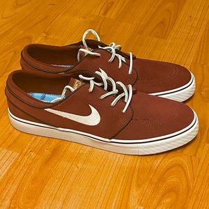Nike SB Janoski